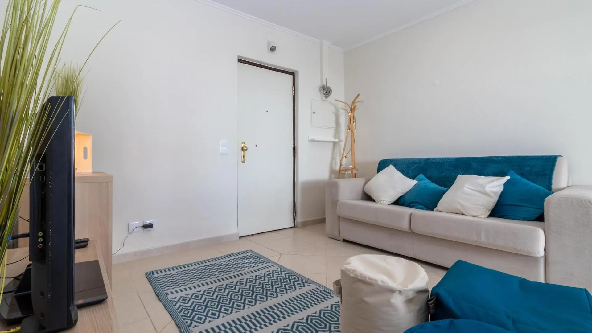 Apartment Breeze Located In The Heart Of Carvoeiro Carvoeiro