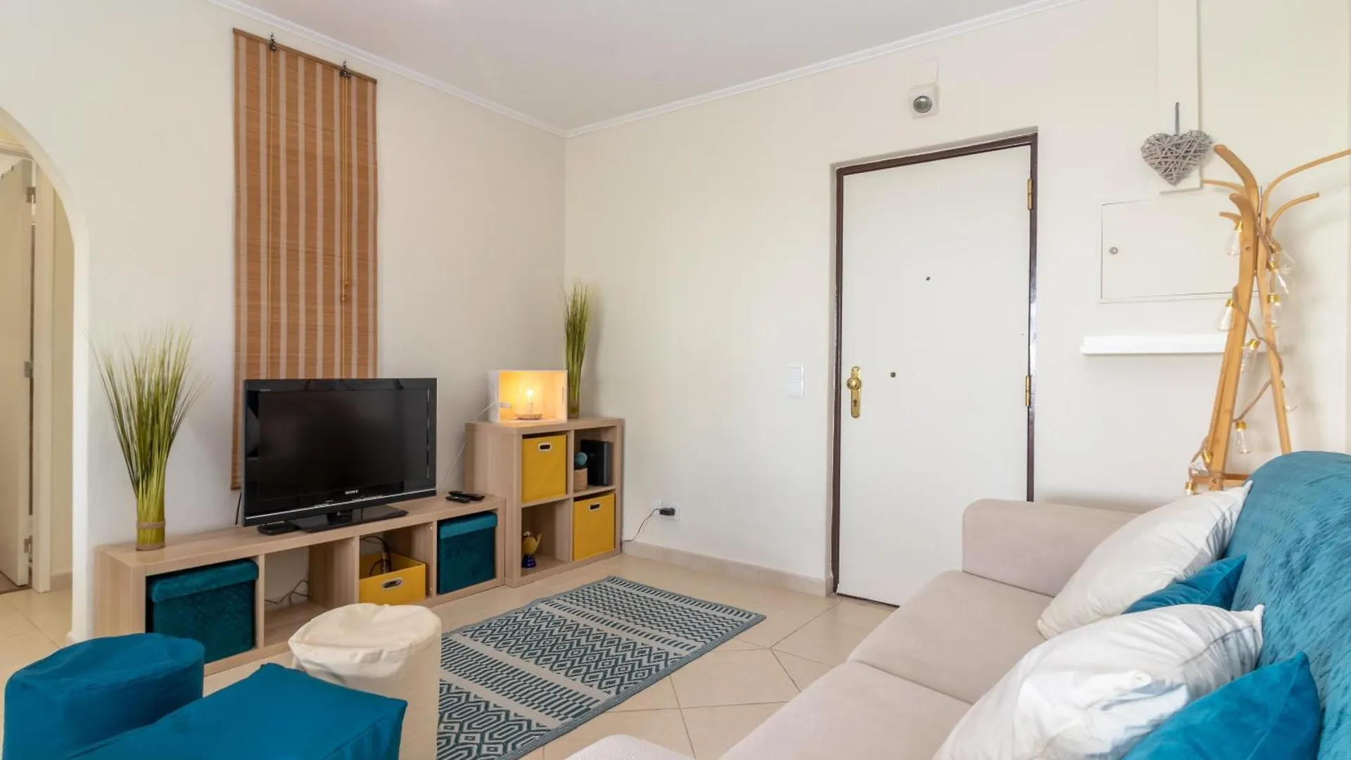 Apartment Breeze Located In The Heart Of Carvoeiro Carvoeiro  Portugal